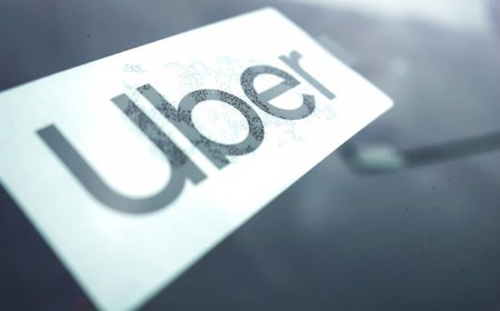 Who Will Dominate the Robotaxi Market?