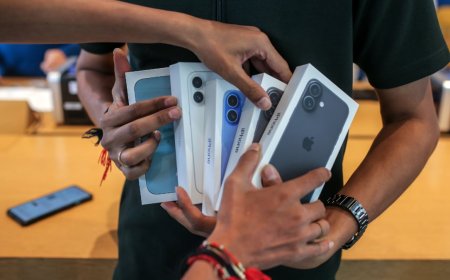 Apple Aims to Build Most iPhones for US in India by End of 2026