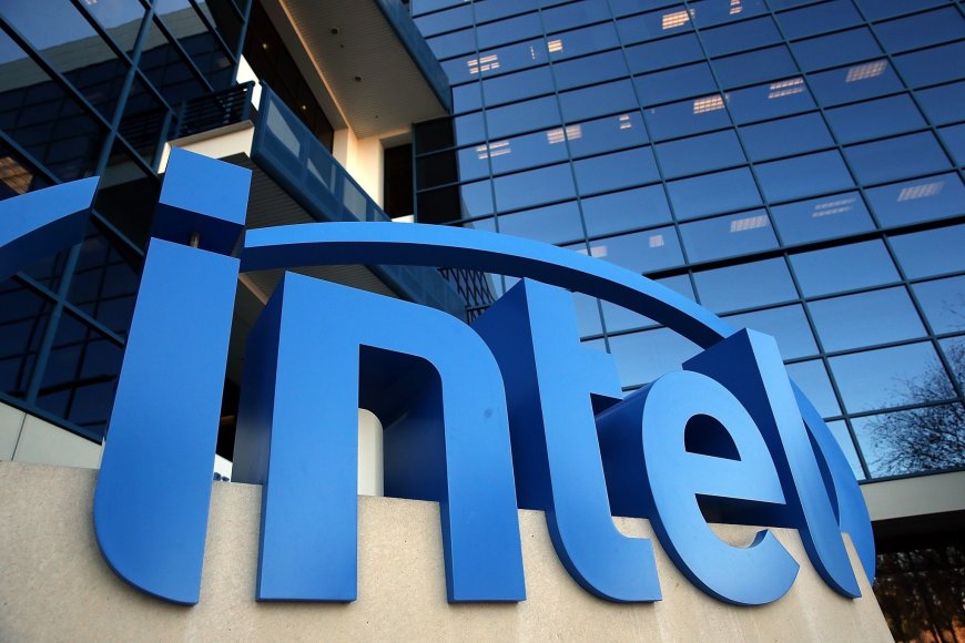 Intel’s Stock Falls On Lowered Guidance