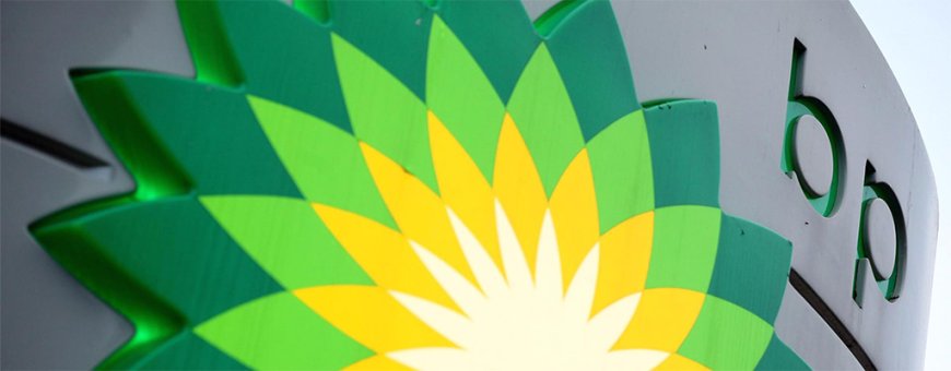 BP Slashes Buybacks as Cash Flow Tumbles