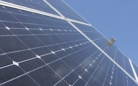 China’s Solar Firms Struggle as Trade War Adds to Headwinds