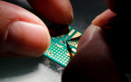 Union Minister Ashwini Vaishnaw Unveils Chip Manufacturing Facilities in Noida, Bengaluru