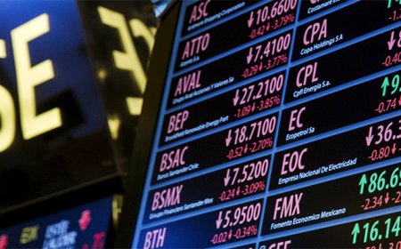 Trump Threatens EC, Apple, Stocks Flounder