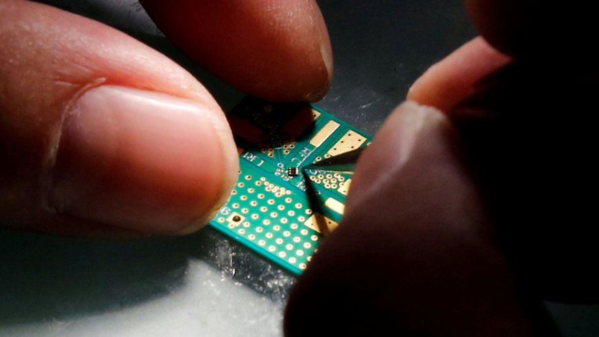 Union Minister Ashwini Vaishnaw Unveils Chip Manufacturing Facilities in Noida, Bengaluru