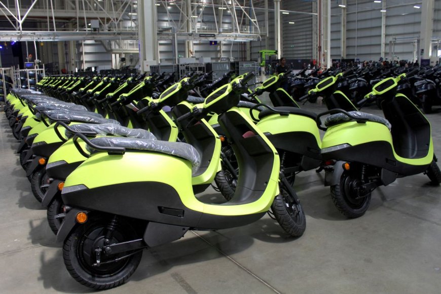 Ola Electric's Quarterly Loss Widens to Rs. 870 Crore
