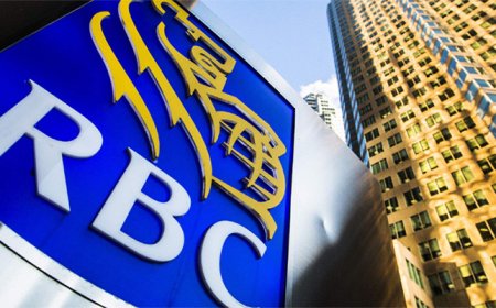 Monday's Hot Stocks Include UiPath and Ulta Beauty