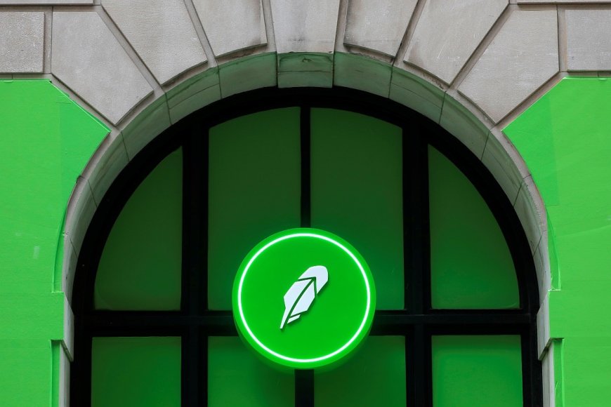 Robinhood Acquires Bitstamp for $200 Million, Adds Over 50 Licences to Network