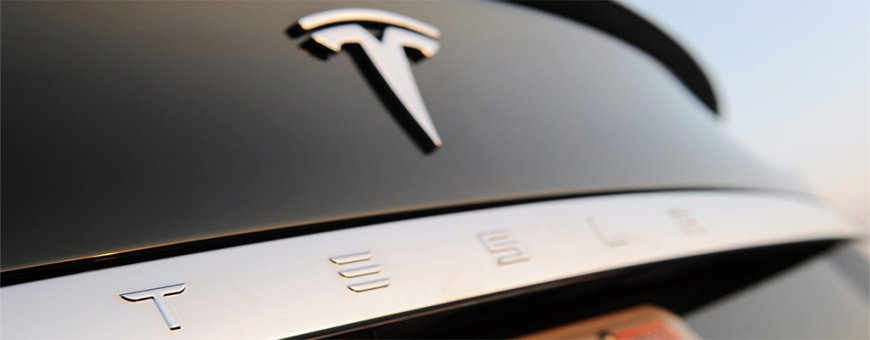 Tesla’s Stock Loses $152 Billion In Market Cap Amid Musk-Trump Feud