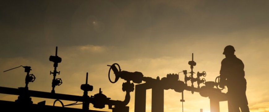 Oil Forecasters Rush to Revise Outlooks as Israel-Iran Conflict Escalates