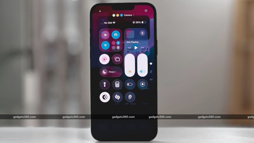 iOS 26 Beta 2 Update for iPhone With More Blur in Control Centre, Bug Fixes Rolling Out