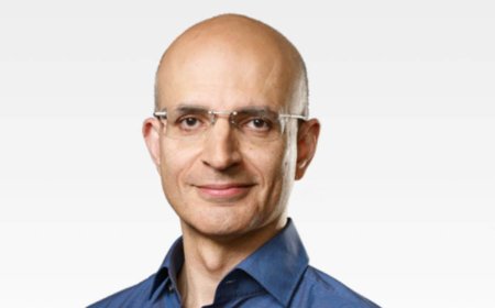 Apple Appoints Indian-Origin Sabih Khan as New COO; Jeff Williams Shifts Focus to Apple Watch