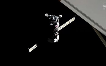 Progress 92 Spacecraft Docks at ISS with Vital Supplies for Expedition 73
