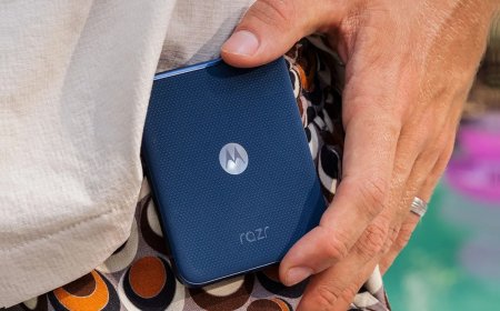 Motorola Razr 60 Swarovski Edition With Crystal-Studded Design Said to Launch Soon