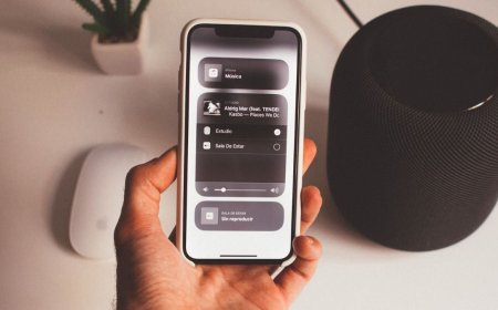 iOS 26 Beta 4 Setting Reportedly Hints at HomePod With Display and Siri Support