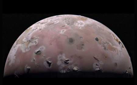 NASA Engineers Rescue JunoCam with Deep-Space Heating Hack