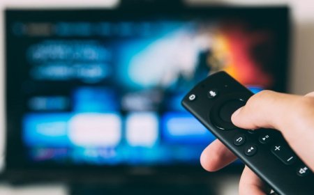 Government Bans AltBalaji, Ullu and Other Apps and Websites for Showing Obscene Content