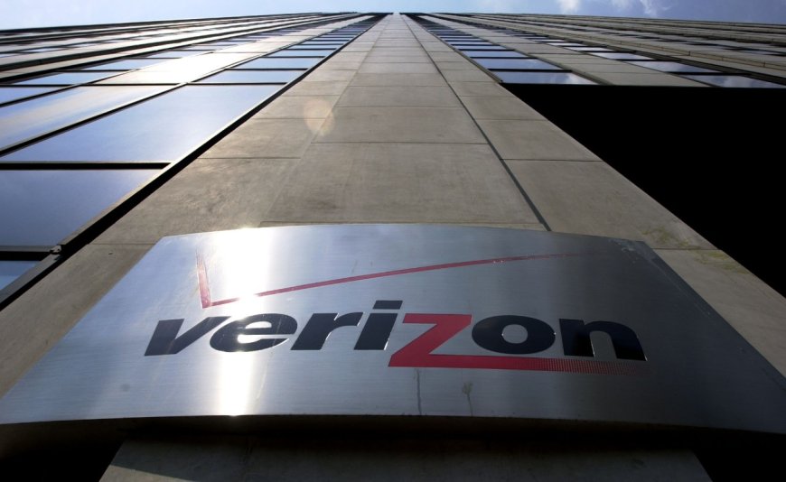 Verizon Boosts Profit Forecasts, Shares Hike