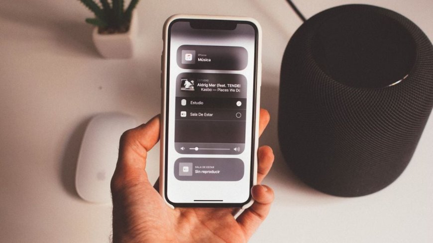 iOS 26 Beta 4 Setting Reportedly Hints at HomePod With Display and Siri Support