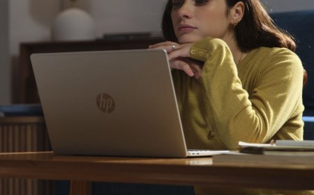 Amazon Great Freedom Festival Sale 2025: Best Deals on High-Performance Laptops From Microsoft, Lenovo, Asus, and More