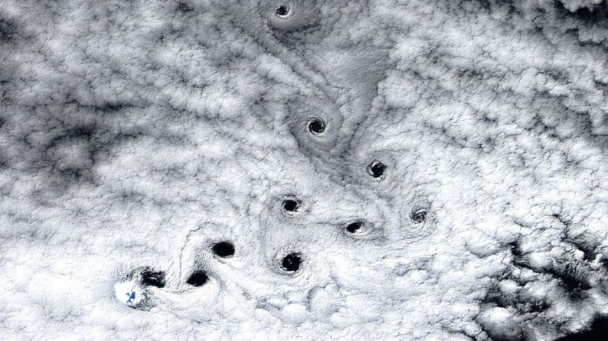 10 Strange 'Dark Voids' Appear Over Remote Island Near Antarctica in Rare Satellite View