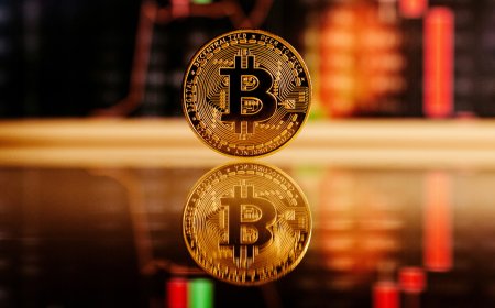 Bitcoin Drops After August Highs, Ethereum ETF Flows Indicate Ongoing Capital Rotation