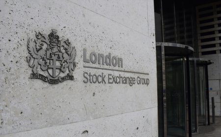 London Stock Exchange Completes First Blockchain-Powered Fundraising via DMI Platform