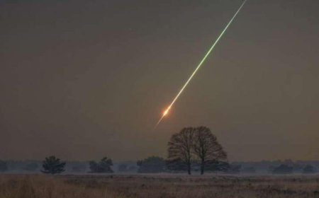 Astronomers Reveal Sudden Explosion of Small Asteroid Over France