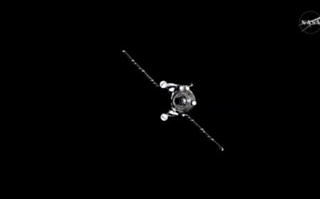 Russia’s Progress-93 Cargo Spacecraft Successfully Docks with International Space Station