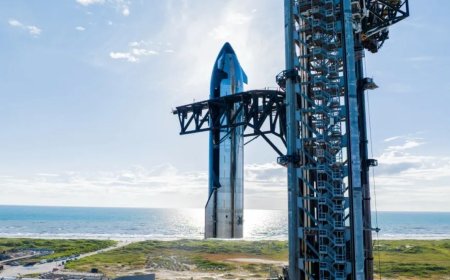 SpaceX Moves Starship to Launch Pad for Final Version 2 Test Flight