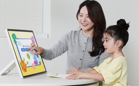 Samsung Launches Movingstyle Wireless Mobile Display With Detachable Touchscreen, Stand