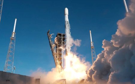 SpaceX Falcon 9 Deploys 28 Next-Generation Starlink V2 Mini Satellites