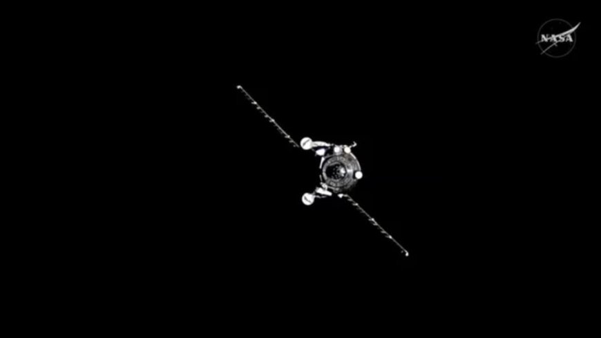Russia’s Progress-93 Cargo Spacecraft Successfully Docks with International Space Station