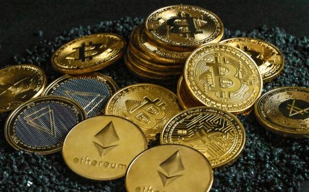 Bitcoin Price Drops to $124,000 After Hitting New All-Time High