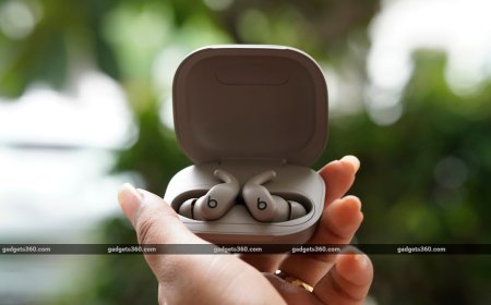 Beats Powerbeats Fit Review: Compact Fitness Earbuds?