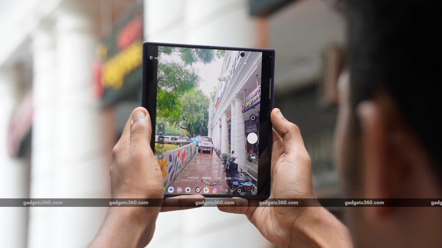 Samsung Galaxy Z TriFold Patent Hints at Presence of Three Batteries, Triple Outer Camera Setup