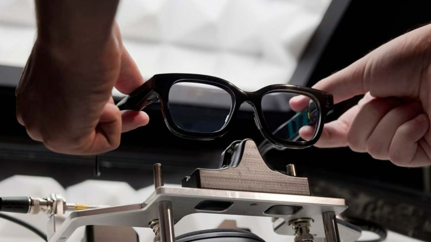 Google, Magic Leap Show Off New Android XR Glasses Prototype With In-Lens Display