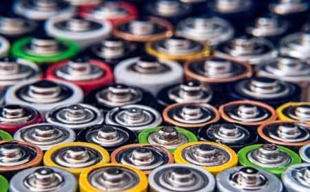 Scientists Identify Oxygen Trapping Weakens Sodium-Ion Battery Performance