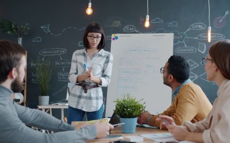 Indian Employees Lack Guidance to Use AI at Work, Says New Research