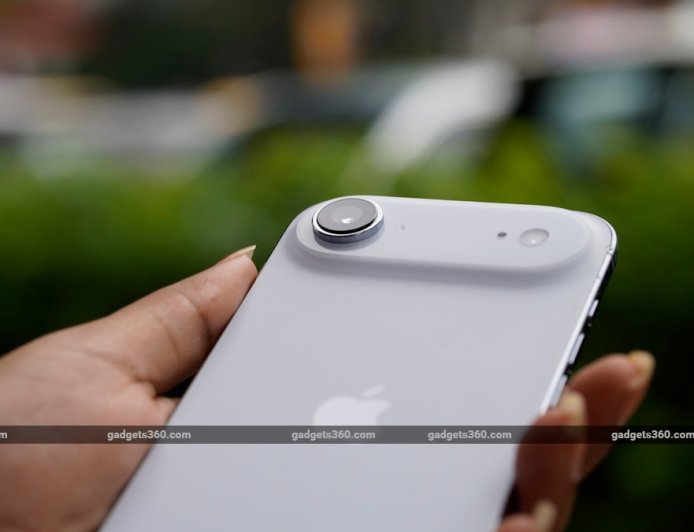 iPhone 16e Demand Weak as iPhone Air Production Reportedly Halted