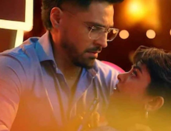 Milon Hobe Koto Dine OTT Release: When, Where to Watch the Solanki Roy Romance Drama Series