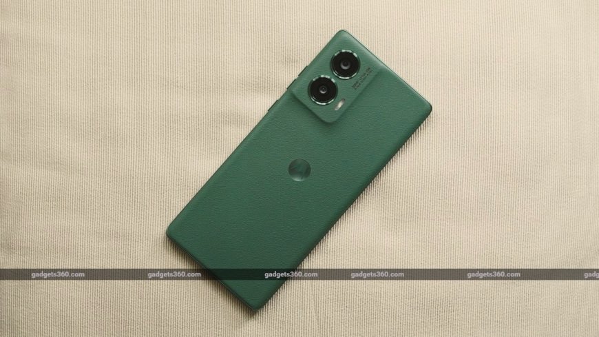 Best Curved Display Smartphones Under Rs 20,000: Moto G96 5G, Infinix Note 50s 5G+, iQOO Z10R and More