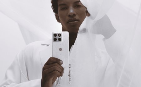 Motorola Edge 70 Special Edition Launched in Pantone’s 2026 Colour of the Year with Swarovski Accents