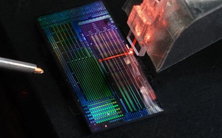 Photon Microchip Breakthrough Hints at Quantum Computers With Millions of Qubits