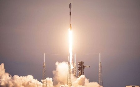 SpaceX Launches 29 Starlink Satellites on Falcon 9 in Early-Morning Florida Liftoff