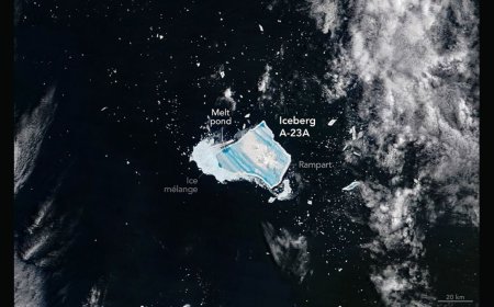 NASA Spots Giant Antarctic Iceberg Turning Blue as It Nears Breakup