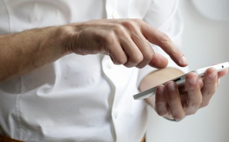 Android Malware Detected Using Machine Learning to Automatically Detect and Click on Ads