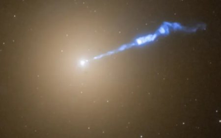 Astronomers Solve the Mystery Behind M87’s Enormous Space Jet
