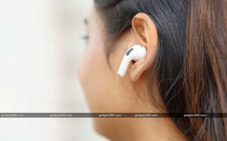 Best TWS Earphones Under Rs 30,000 in India: AirPods Pro 3, Sony WF-1000XM5 and More