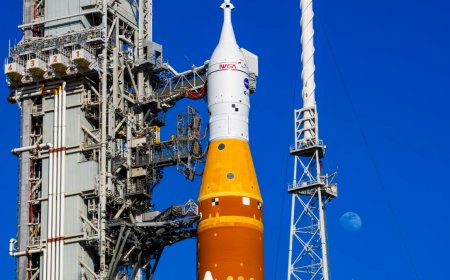 NASA Rolls Back Artemis II Rocket After Upper Stage Helium Issue