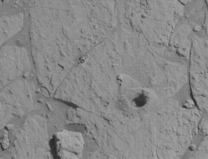 Curiosity Rover Reconnects After Solar Conjunction, Begins Critical Organic Search on Mars